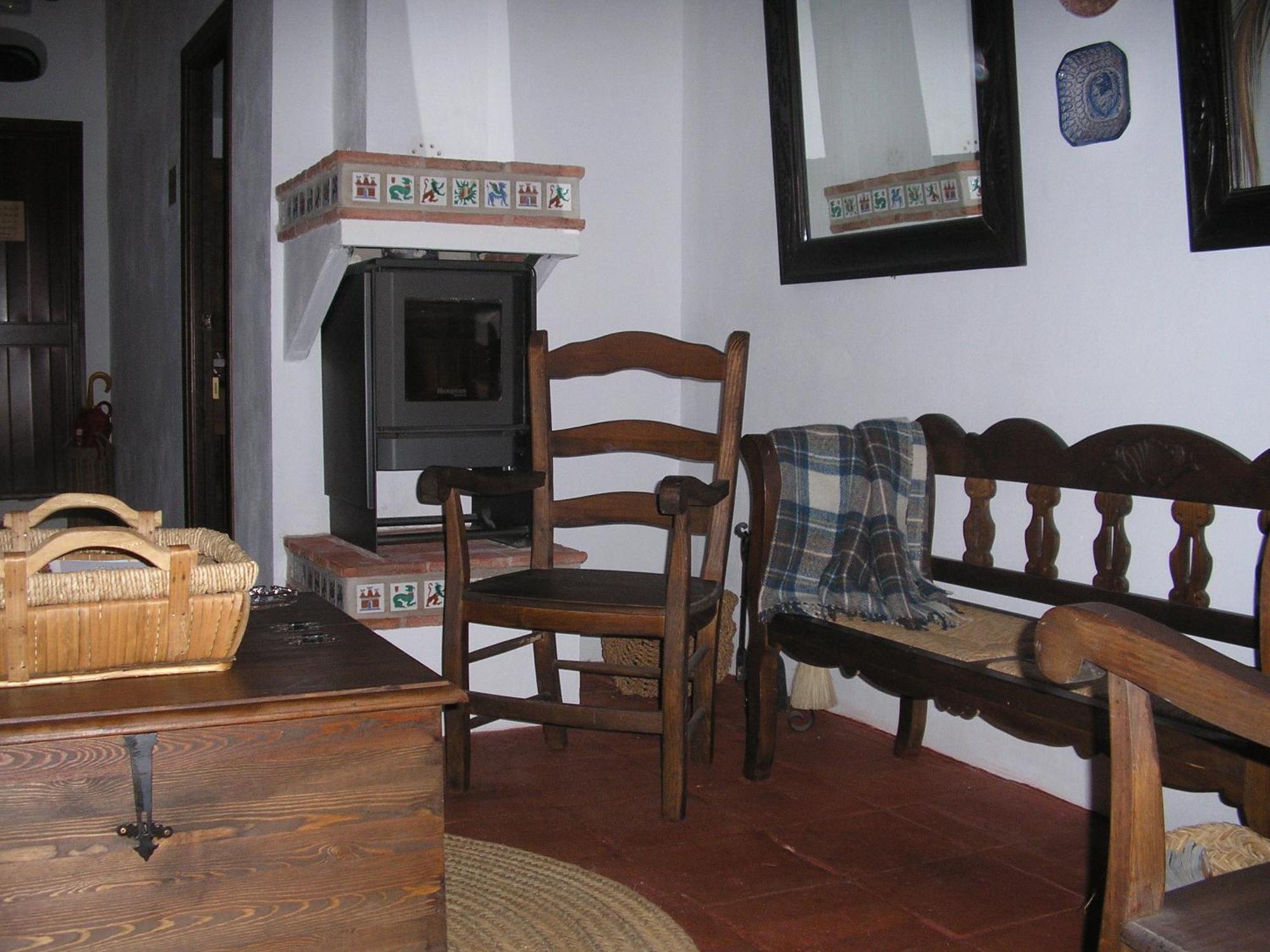 Casa Rural y Restaurante Casa Adriano Guest House Alanis Bagian luar foto